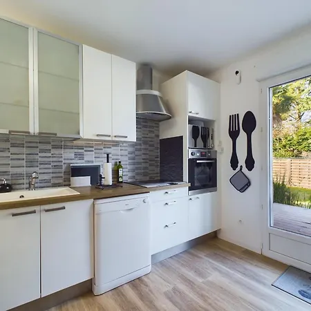 Bourg D'olonne Sur Mer, Charmante Maison Pour 6 Feriehus Les Sables-dʼOlonne
