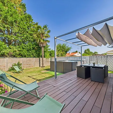 Holiday home Bourg D'olonne Sur Mer, Charmante Maison Pour 6 Les Sables-d'Olonne