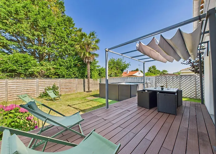 Holiday home Bourg D'olonne Sur Mer, Charmante Maison Pour 6 Les Sables-d'Olonne